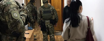  В одесской охранной фирме, которую подозревают в истязании детей, прошли обыски