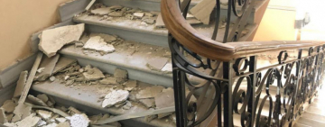 В  ОДЕССКОМ ОБЛАСТНОМ ГУ НП ОБВАЛИЛСЯ ПОТОЛОК: ДВОЕ ПОСТРАДАВШИХ