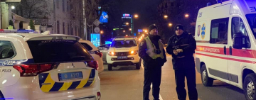 ОБСТРІЛЯНЕ АВТО: ЗАГИНУВ  ТРИРІЧНИЙ ХЛОПЧИК, ПОЛІЦІЯ РОЗШУКУЄ  ВБИВЦЮ