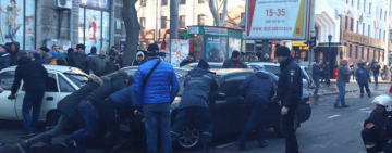 Оперативные службы и автохамы: минуты на счету, а я паркуюсь, как  *удак