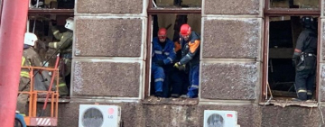 Пожар на Троицкой: один человек из предположительно пропавших жив. 