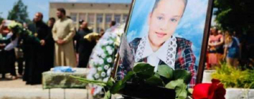 В память о Дарье Лукьяненко в Ивановке установлен памятник