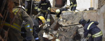 Трагедія на Троіцькій: вночі знайшли тіла ще двох осіб, інформація станом на 11:00