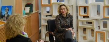 За публичный отказ говорить на украинском должностным лицам грозит штраф - от 11900 грн