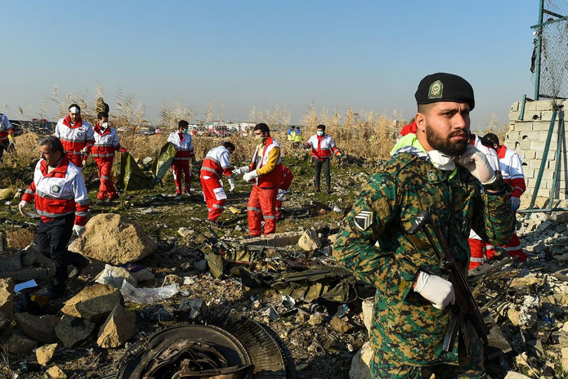 ГОНЧАРУК СООБЩИЛ, СКОЛЬКО КАБМИН ВЫПЛАТИТ СЕМЬЯМ ПОГИБШИХ В АВИАКАТАСТРОФЕ 