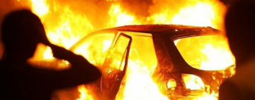 В Одессе ночью горели две иномарки, вероятная причина - поджог