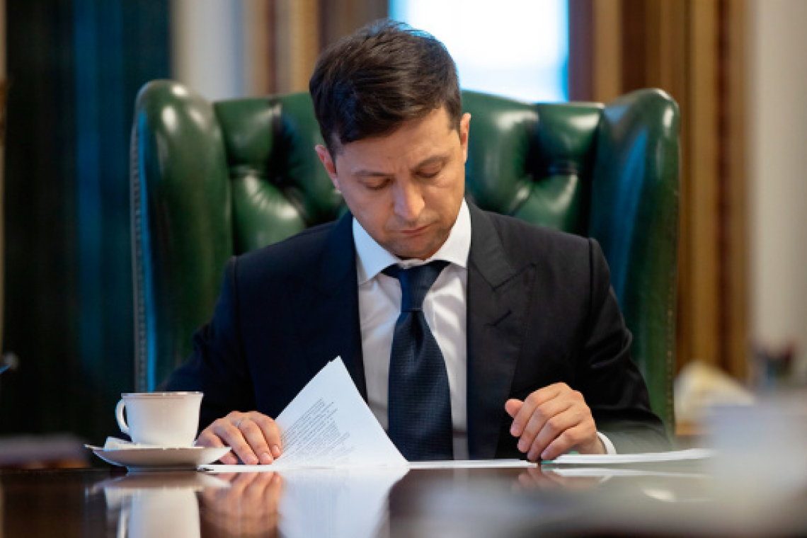 Армия с 18 лет: Зеленский подписал Указ