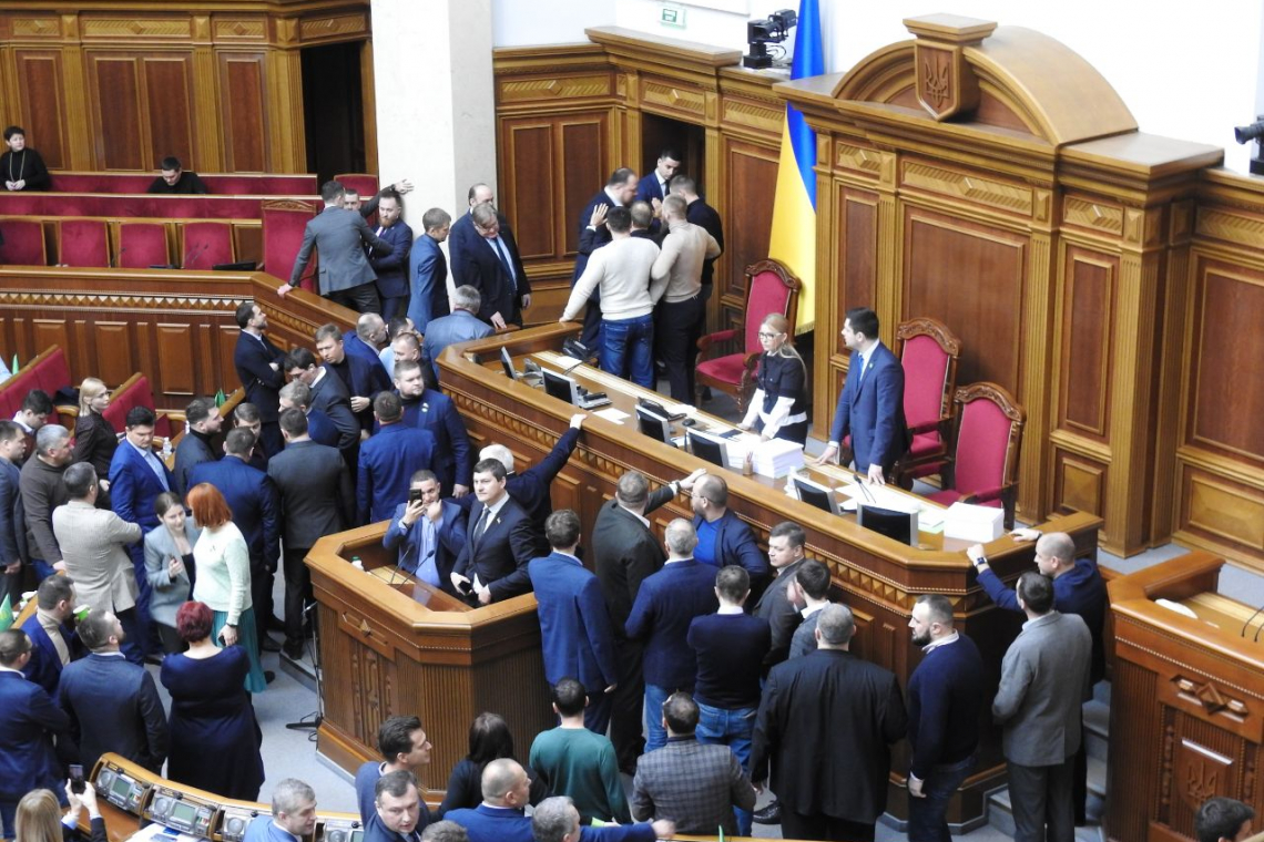 Открытие рынка земли: первые правки, кровь Тимошенко и заблокированная трибуна: 