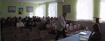 Мэр Арциза пригласил горожан на сессию райсовета: не хватает денег на детские сады