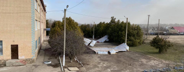 Хроники непогоды: в четырёх школах повреждены крыши