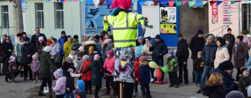В Тарутино весело и зажигательно отпраздновали Масленицу!