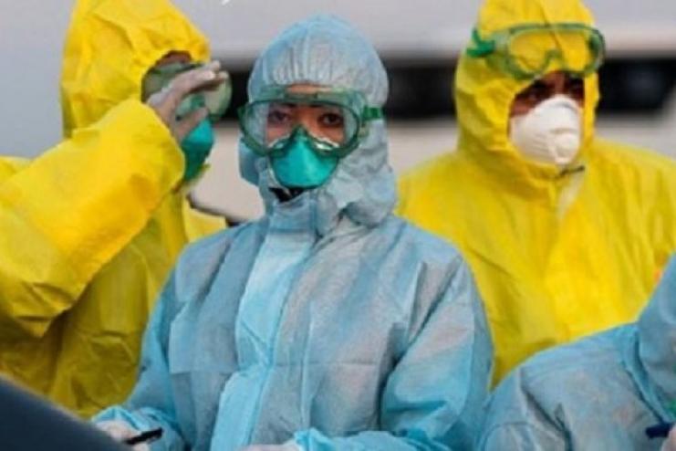 Захисні костюми для медиків вирішили закупити в Китаї