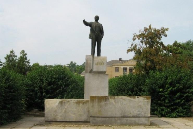 П'ять сіл на Одещині досі не попрощалися з пам’ятниками Леніну
