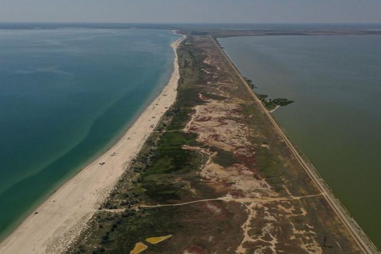 На дамбе между Черным морем и Сасыком планируют построить круглогодичный курорт «Дунайа» 