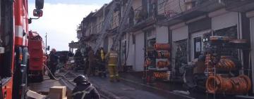 На промрынке «7 км» сегодня горел двухэтажный магазин