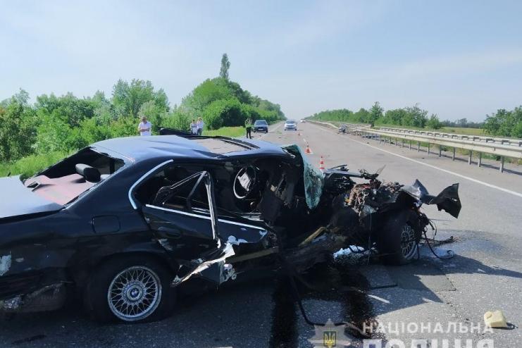 Смертельное ДТП на трассе Одесса-Киев: погиб водитель, пострадал ребенок