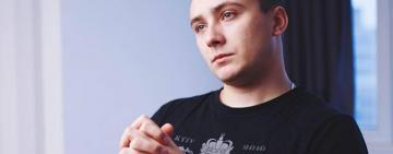 Сергію Стерненку вручили підозру у навмисному вбивстві: біля СБУ зібрались протестувальники