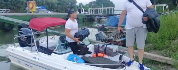 Из Румынии в Килию на рыбалку: пограничники задержали румынский катер в Килийском устье Дуная