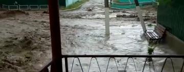 В результате ливней в Ренийском районе затоплены улицы и дома (фото)