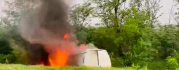 На трассе "Одесса-Рени" загорелся автомобиль (ВИДЕО)