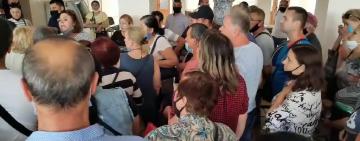 В Болграде предприниматели ворвались в "Белый дом": репортаж с места событий