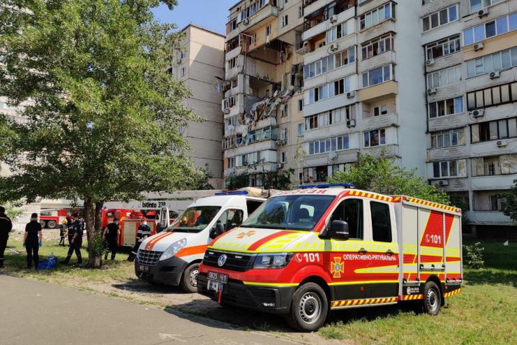 В Киеве взорвался многоквартирный дом: есть жертвы