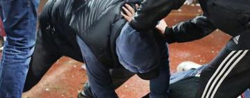 В Измаиле прохожие избили полицейского до потери сознания