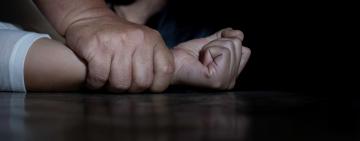 В Одесской области мужчина изнасиловал несовершеннолетнюю девушку