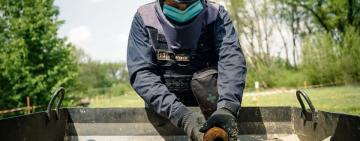 В Саратском районе пиротехники изъяли и уничтожили взрывоопасные предметы времён Второй мировой