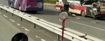 Два автобуса столкнулись на трассе Одесса-Киев: есть погибшие и  более десятка пострадавших