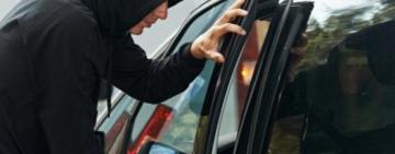 100 000 долларов похитили из машины одессита