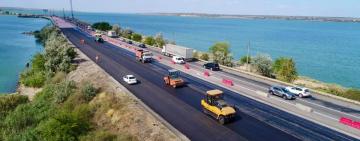 На Хаджибейском мосту открыли движение по трем отремонтированным полосам
