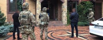 Финансовая пирамида на 250 млн долларов: в Одессе, Киеве и Виннице СБУ провела обыски 