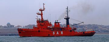 На судне поисково-спасательной службы произошло массовое отравление – членов экипажа кормили просрочкой 