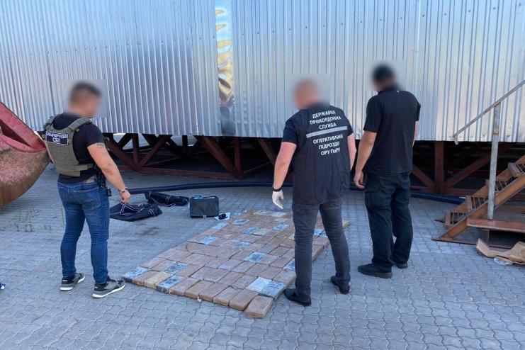 Рекордну партію кокаїну на 17 млн доларів виявили у порту «Південний»