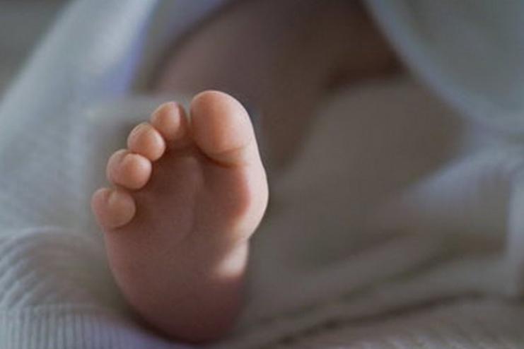 Одесситка во время прогулки нашла мумию новорожденного ребенка (фото 18+)