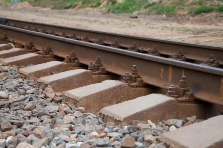 В Одесской области из-за проблем со здоровьем 16-летний парень лег под поезд и погиб