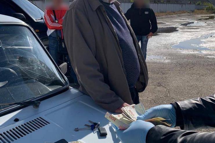 В райцентре Одесской области за подкуп задержали депутата 