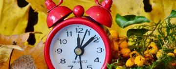 Когда Украина перейдет на зимнее время: перевод часов-2020