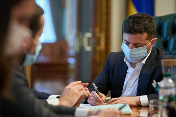Сегодня три топ-чиновника Украины заболели COVID-19