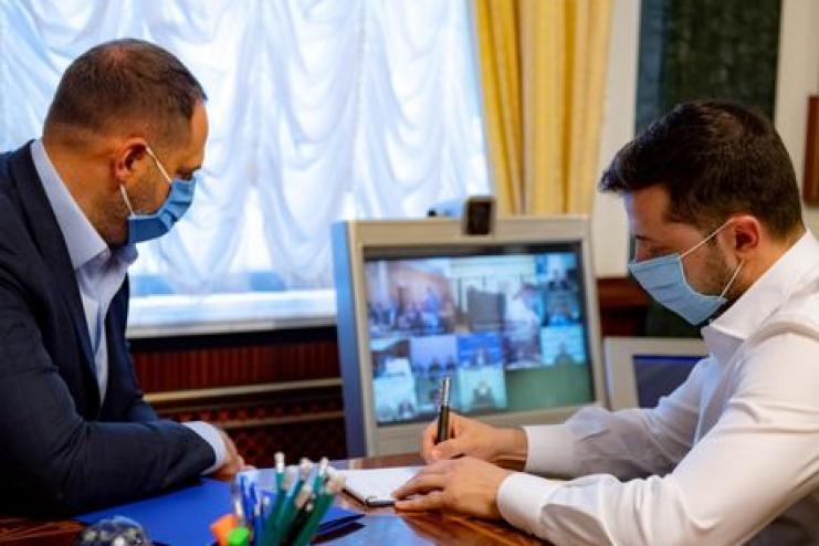 Зеленский и Ермак госпитализированы