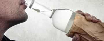 Застілля з антисептиком замість алкоголю