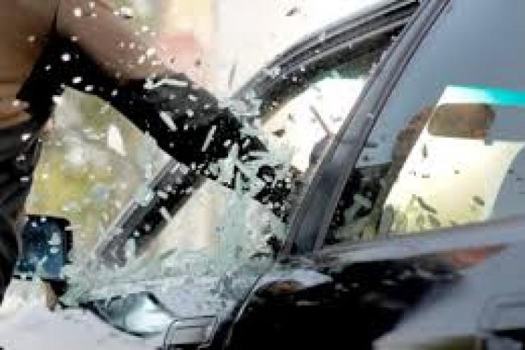 Инсайд: на трассе Спасское - Вилково четверо неизвестных избили и ограбили водителя и пассажира авто