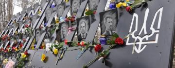 У Києві на Алеї Героїв Небесної Сотні пройшов молебінь за загиблими під час Революції Гідності