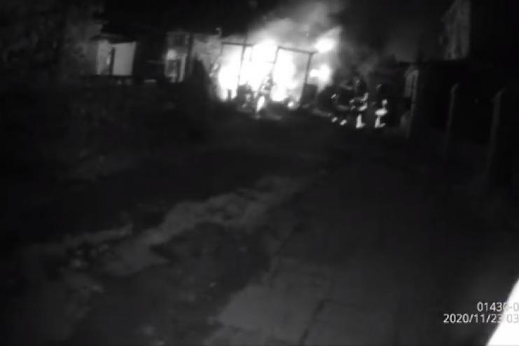 Герои среди нас: одесские патрульные спасли людей, попавших в огненную ловушку