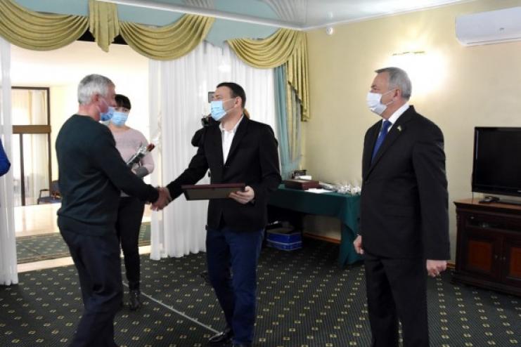 Сергій Паращенко та Вадим Шкарівський нагородили переможців  конкурсу «Сільські, селищні ради та ОТГ найкращого благоустрою»