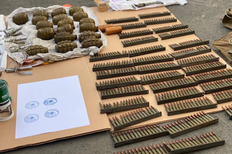 Двое военнослужащих организовали канал сбыта оружия в Одесской области - Офис Генпрокурора
