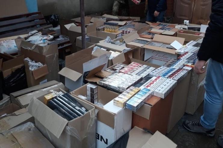 В Одесской области правоохранители обнаружили партию сигарет на миллион гривен 