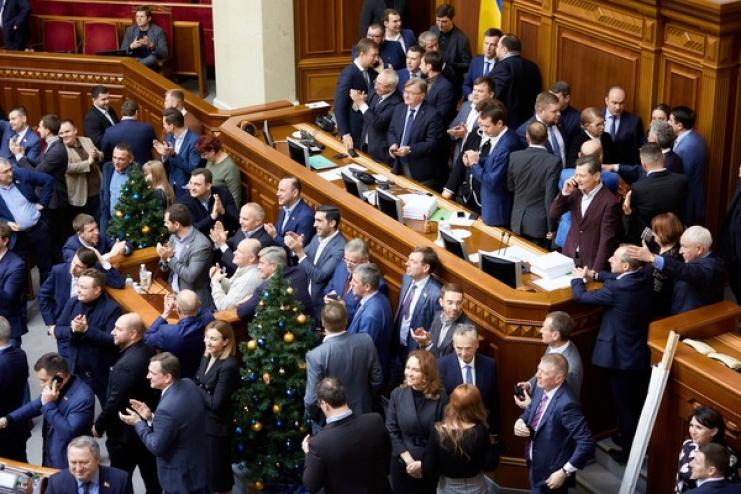 За содержание одного нардепа в 2021 заплатим более 344 тысяч гривен