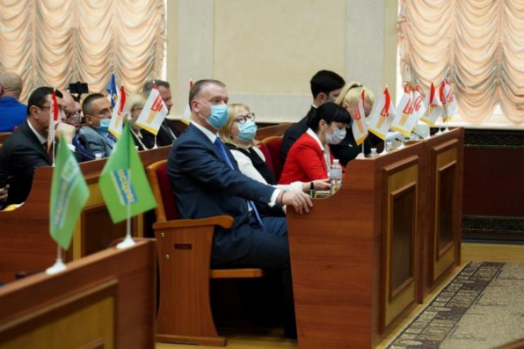 "Между первой и второй...", или вторая подряд скандальная сессия Одесского облсовета